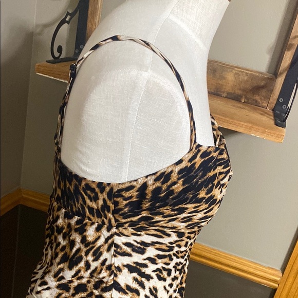 Olivaceous Leopard Print mini Slip Dress with spaghetti straps size medium - Picture 2 of 9